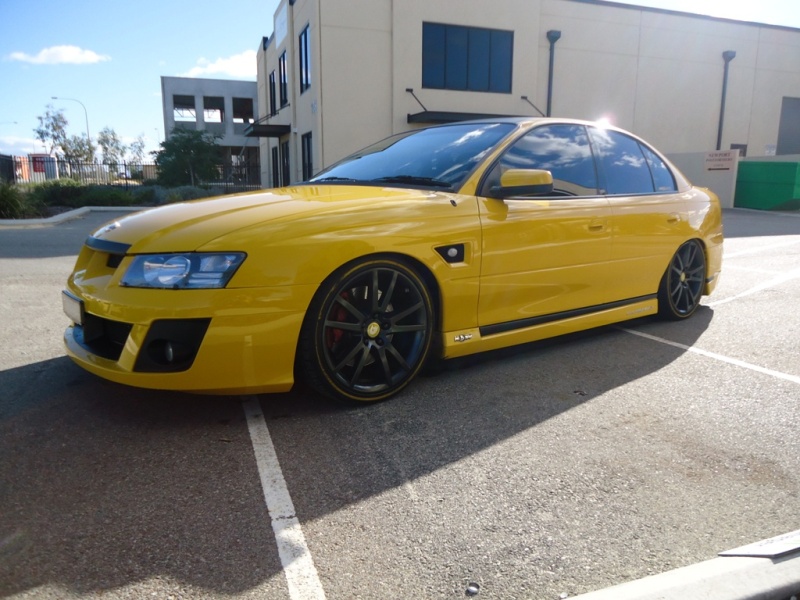 Vz Clubsport Roof Wrap Cronic Customs